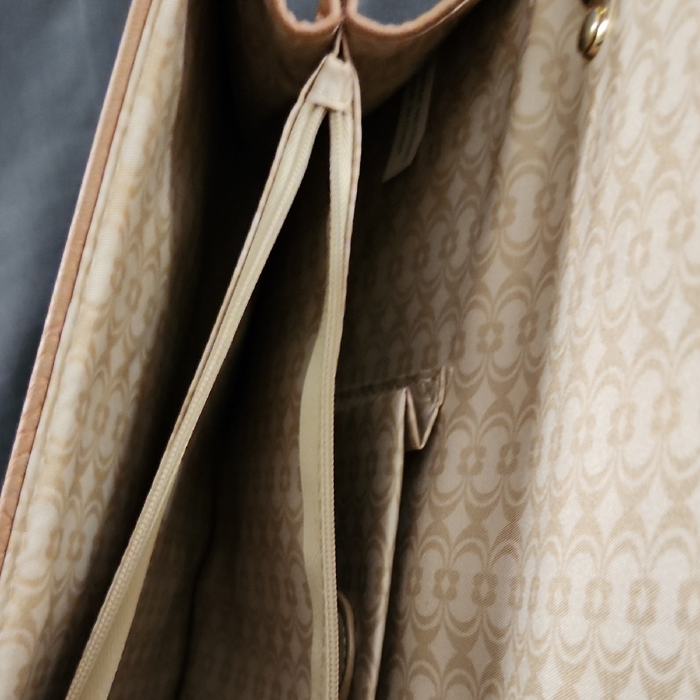 Charming Charlie Clutch Medium brown/Tan with Gold Chain 🔥 - Picture 7 of 10
